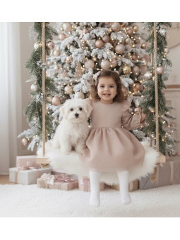 Wizytowa sukienka w kolorze beżowym z tiulowym, brokatowym dołem- dziewczynka w świątecznej stylizacji