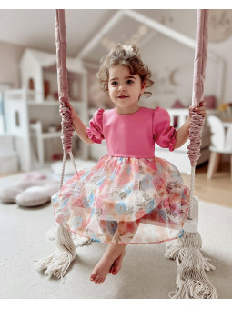 Różowa sukienka wizytowa dla dziewczynki z organzą w kwiaty