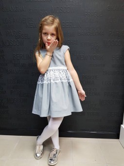 Szara, wizytowa sukienka z krótkim rękawkiem dla dziewczynki